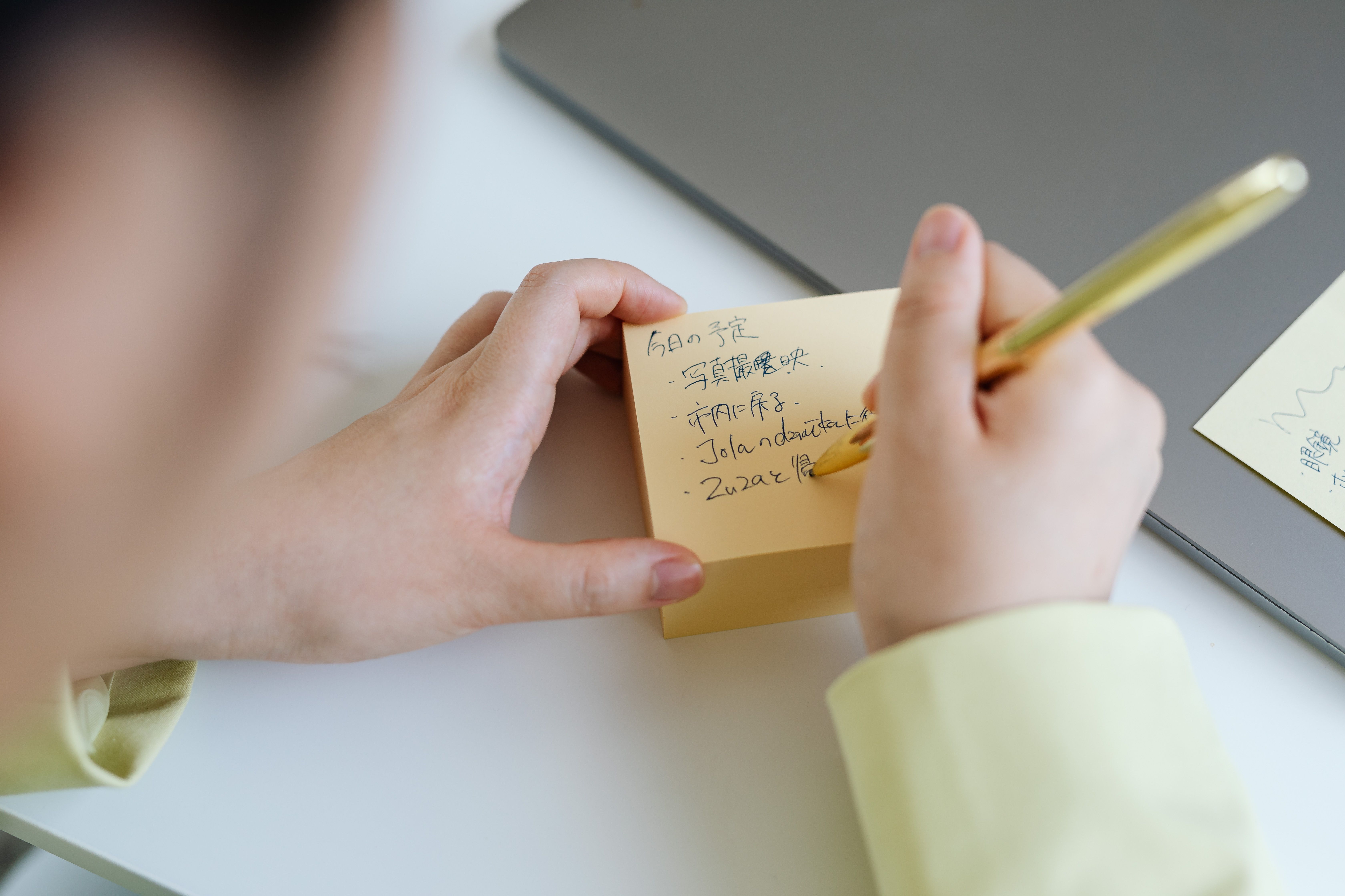 AIを使ってサポートチケットの会話から社内メモを作成する方法