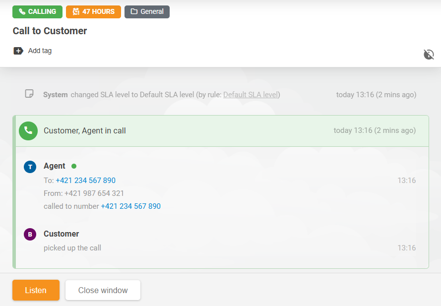 LiveAgent通話リスニング機能インターフェース。進行中の通話をリスニングしているエージェントを表示