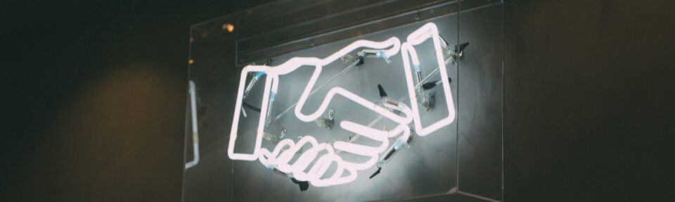 オムニチャネルカスタマーサービス：定義、メリット＆戦略