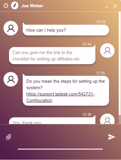 顧客とのLiveAgentの進行中のチャット