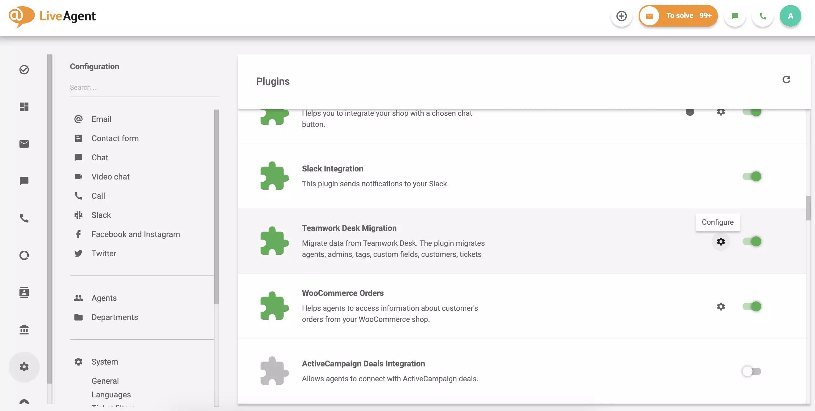 アクティブなプラグインで設定をクリック