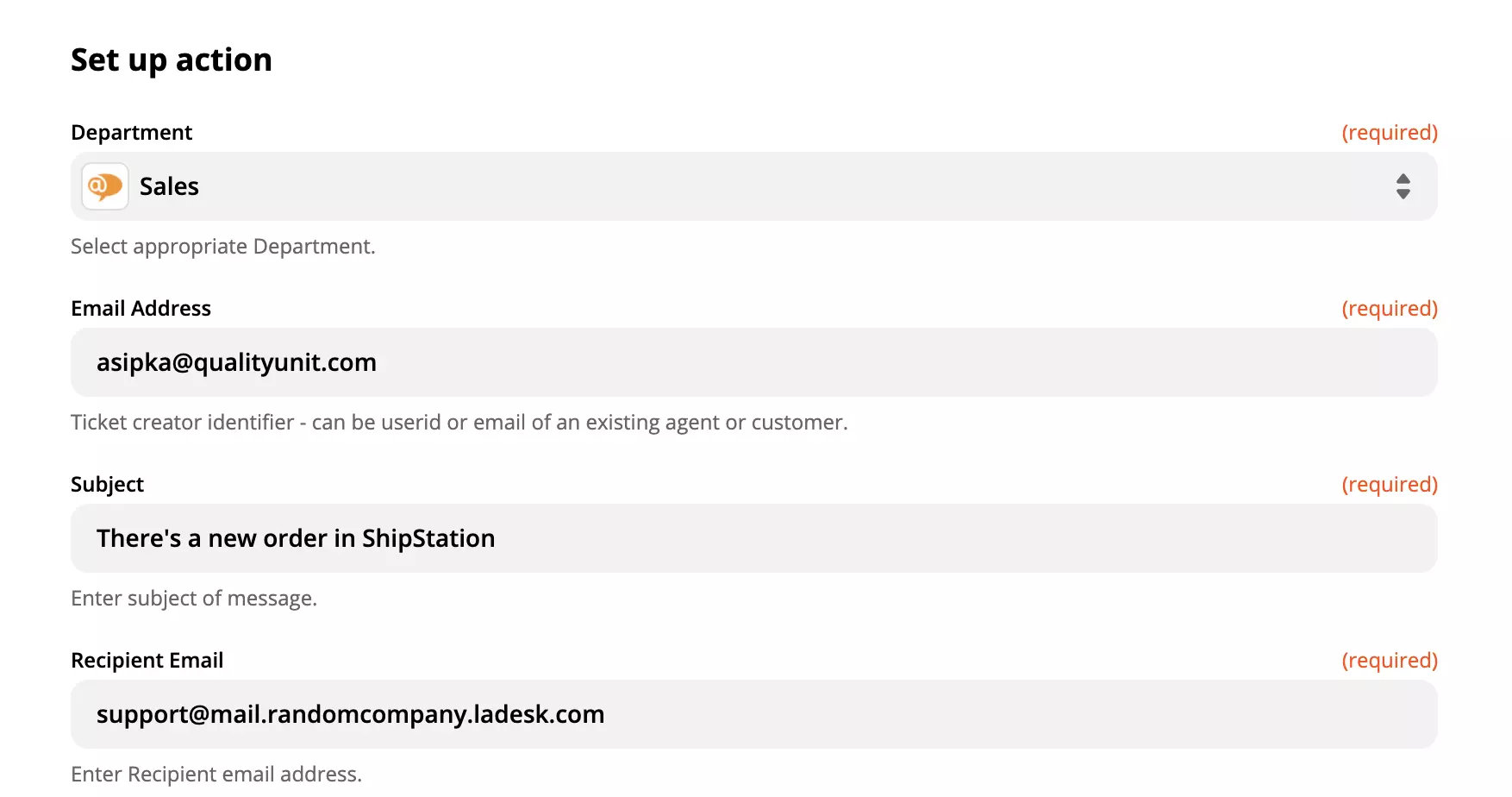 LiveAgentアクション構成