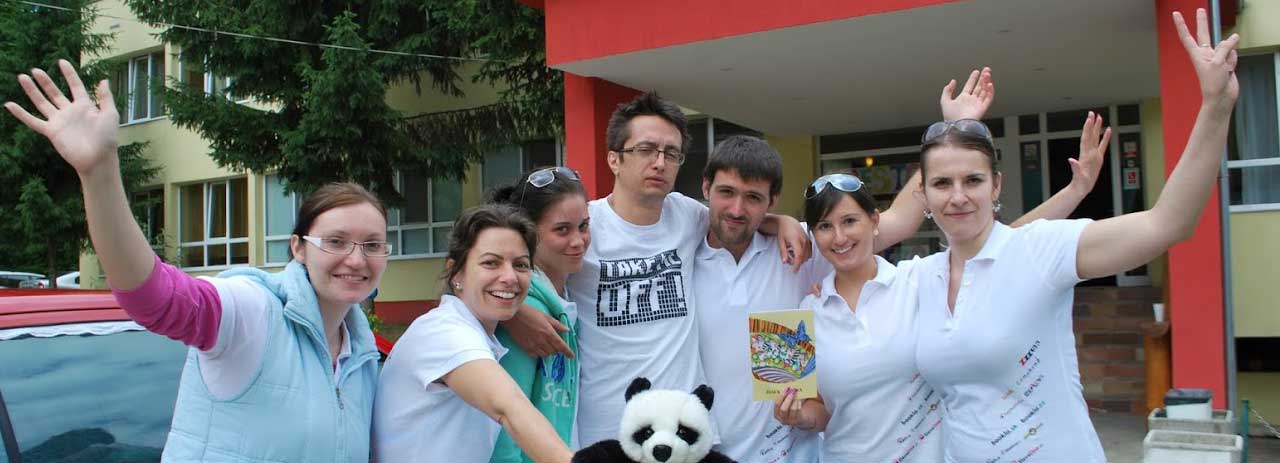 LiveAgentを使用するZlavaDnaチーム